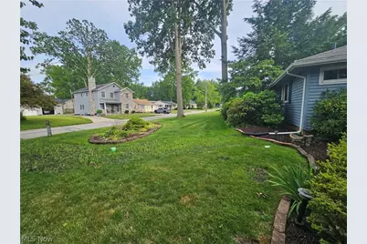 242 Sunset Road, Avon Lake, OH 44012 - Photo 46