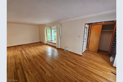 242 Sunset Road, Avon Lake, OH 44012 - Photo 4