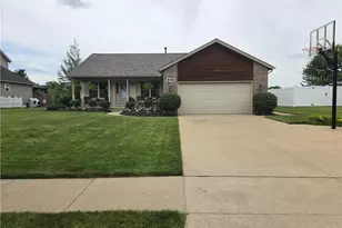 578 Parkside Reserve St, Wellington, OH 44090 - Photo 2