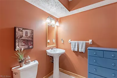 8515 Scenicridge Avenue NW, Clinton, OH 44216 - Photo 30