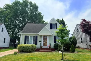 30008 Mildred St, Willowick, OH 44095 - Photo 2