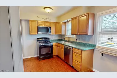 30008 Mildred Street, Willowick, OH 44095 - Photo 6