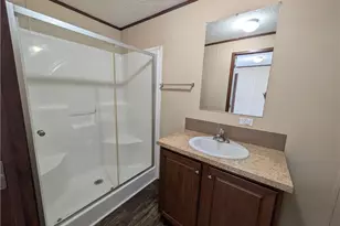 240 Cherry Bottom Glen, Elyria, OH 44035 - Photo 6