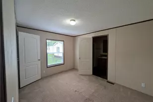 240 Cherry Bottom Glen, Elyria, OH 44035 - Photo 4