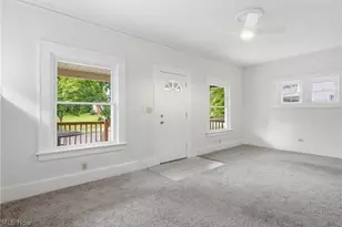 115 Burton Ave, Akron, OH 44302 - Photo 10