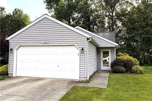 1933 Candlewood Dr, Avon, OH 44011 - Photo 2