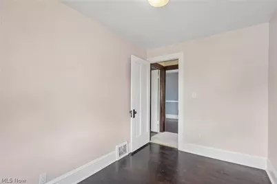 14606 Bartter Avenue, Loveland, OH 44111 - Photo 32