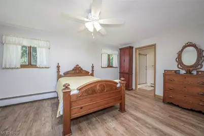 919 Robinson Avenue, Barberton, OH 44203 - Photo 12