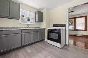 577 Eastland Ave, Akron, OH 44305 - Photo 16