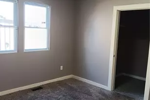 505 Rentschler St, Akron, OH 44304 - Photo 4