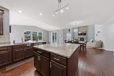 32819 Rebecca Lane, Avon Lake, OH 44012 - Photo 12