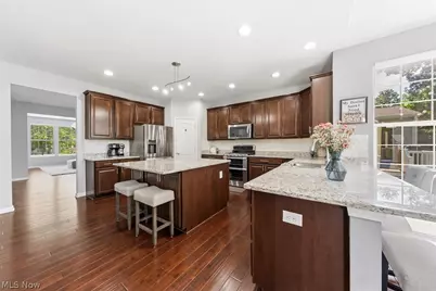 32819 Rebecca Lane, Avon Lake, OH 44012 - Photo 10