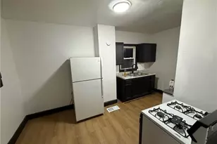 2113 W 104th St, Loveland, OH 44102 - Photo 8