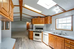 18592 Edwards Rd, Doylestown, OH 44230 - Photo 10