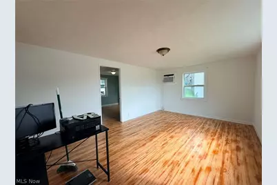 939 Blue Avenue, Zanesville, OH 43701 - Photo 4