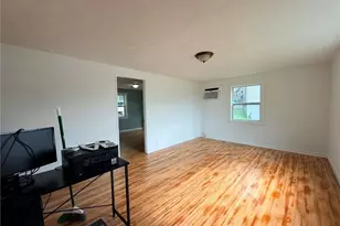 939 Blue Ave, Zanesville, OH 43701 - Photo 4