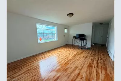 939 Blue Avenue, Zanesville, OH 43701 - Photo 6