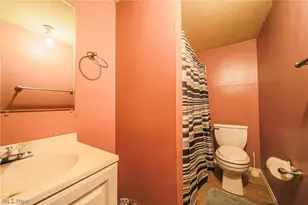 927 Township Rd 2408, Perrysville, OH 44864 - Photo 32