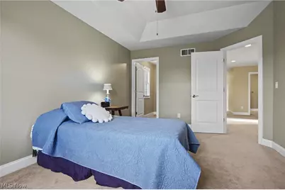 1933 Rock Creek S, Akron, OH 44333 - Photo 30
