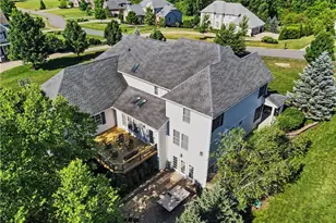 1933 Rock Creek S, Akron, OH 44333 - Photo 2