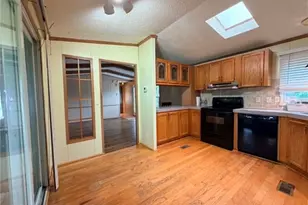 200 Willis Dr, Zanesville, OH 43701 - Photo 10