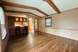 200 Willis Dr, Zanesville, OH 43701 - Photo 6