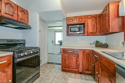 5084 Forest Road, Mentor, OH 44060 - Photo 10