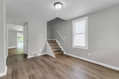 7210 Colgate Avenue, Loveland, OH 44102 - Photo 4