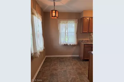 2031 Hillside Terrace, Akron, OH 44305 - Photo 8