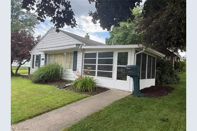 2031 Hillside Terrace, Akron, OH 44305 - Photo 2