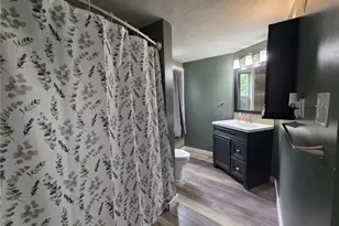 1341 Benton St, Barberton, OH 44203 - Photo 12