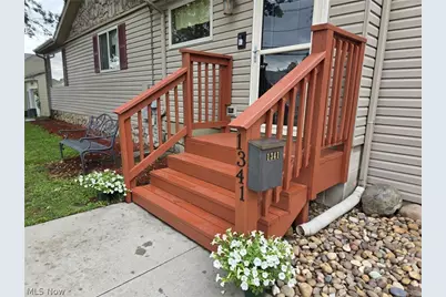 1341 Benton Street, Barberton, OH 44203 - Photo 2
