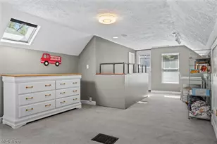 1942 Edwards Dr, Akron, OH 44306 - Photo 22
