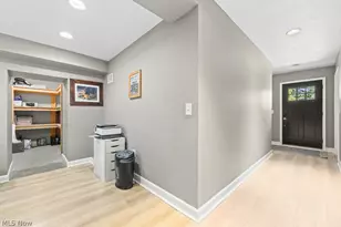 1942 Edwards Dr, Akron, OH 44306 - Photo 34