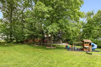 1942 Edwards Drive, Akron, OH 44306 - Photo 44