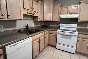 3635 Indian Run Dr, Canfield, OH 44406 - Photo 8