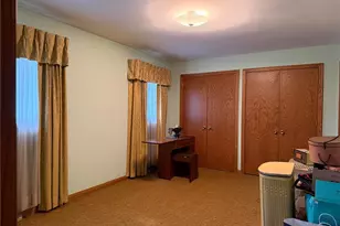 7421 W Parkside Dr, Youngstown, OH 44512 - Photo 20