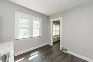 10937-10929 Massie Ave, Loveland, OH 44108 - Photo 18