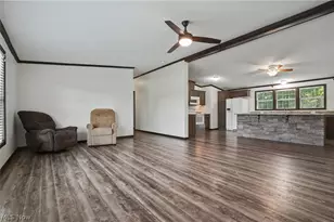 3424 Painesville Warren Rd, Worthington, OH 44470 - Photo 12