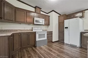3424 Painesville Warren Rd, Worthington, OH 44470 - Photo 18