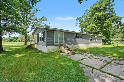 3424 Painesville Warren Road, Worthington, OH 44470 - Photo 4