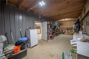 9918 Ridge Rd SE, Uhrichsville, OH 44683 - Photo 32