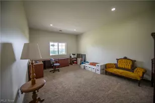 9918 Ridge Rd SE, Uhrichsville, OH 44683 - Photo 12