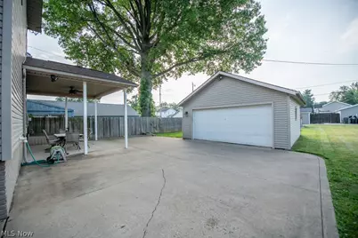 1135 Eastport Avenue, Uhrichsville, OH 44683 - Photo 6