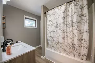 1135 Eastport Ave, Uhrichsville, OH 44683 - Photo 26