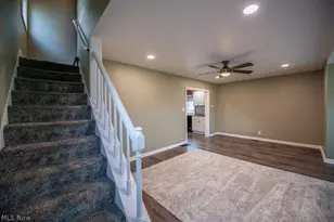 1135 Eastport Ave, Uhrichsville, OH 44683 - Photo 24