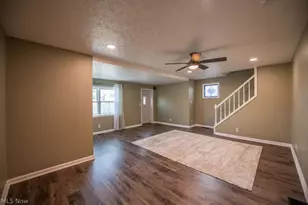 1135 Eastport Ave, Uhrichsville, OH 44683 - Photo 14