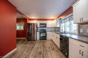 1135 Eastport Ave, Uhrichsville, OH 44683 - Photo 16