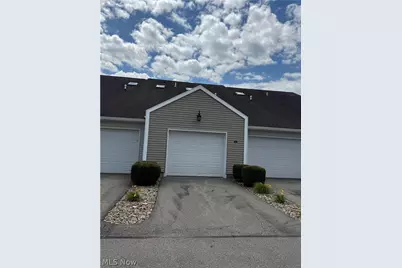 15 Town Square Boulevard, Columbiana, OH 44408 - Photo 4