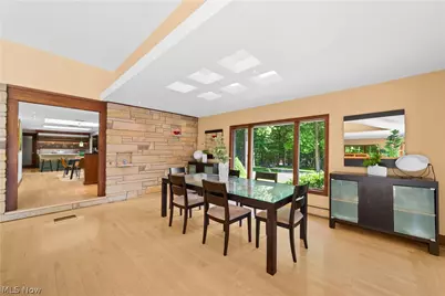 17525 Haskins Road, Chagrin Falls, OH 44023 - Photo 8